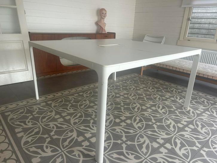 Ikea Bekant, vergadertafel, bureau, vierkant, wit, Huis en Inrichting, Bureaus, Gebruikt, Bureau, Ophalen