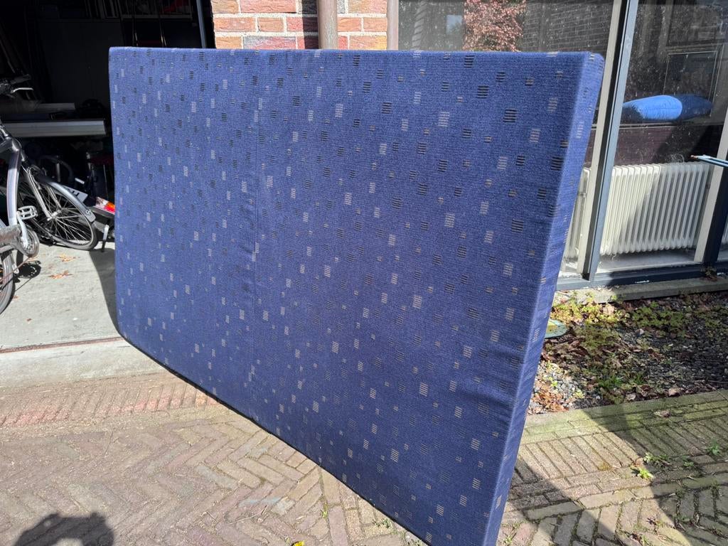 Orgineel HOBBY 600 camper matras en bedbodem, dwarsbed, Caravans en Kamperen, Camper-accessoires, Ophalen, Zo goed als nieuw