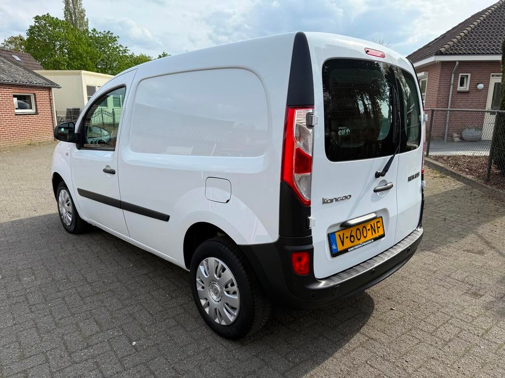 Renault Kangoo 1.2 TCe 115 airco cruise parkeersensoren voor, Auto's, Voorwielaandrijving, Electronic Stability Program (ESP)