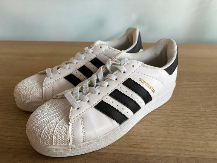 Adidas Superstar sneakers, Kleding | Dames, Schoenen, Zo goed als nieuw, Sneakers of Gympen, Ophalen of Verzenden