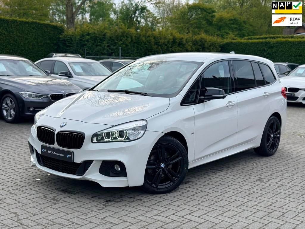 BMW 2-serie Gran Tourer 218i 7p. Executive M Sport|18 inch|N, Gebruikt, 2-Serie Gran Tourer, Wit, Origineel Nederlands
