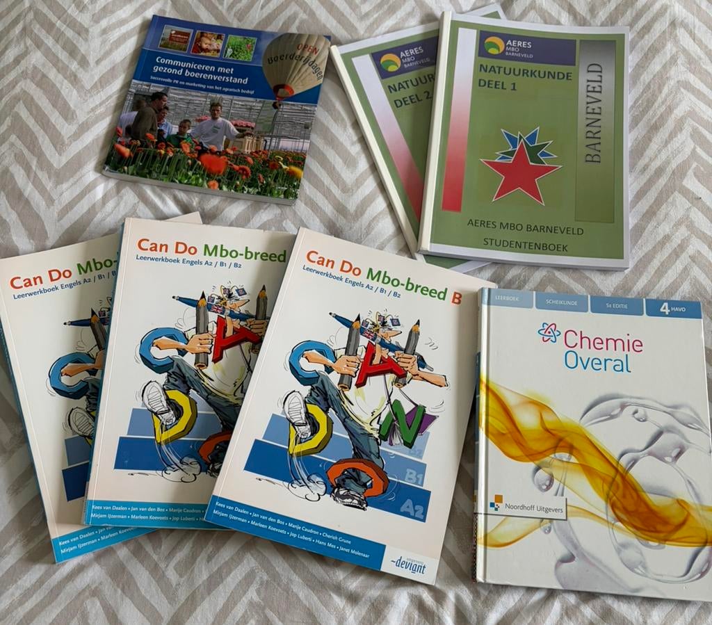 Boeken Aeres Mbo Barneveld, Boeken, Ophalen of Verzenden, Zo goed als nieuw, Overige niveaus