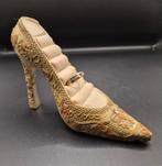 Beige gouden schoen ringhouder met kant effect, Verzamelen, Ophalen of Verzenden, Zo goed als nieuw