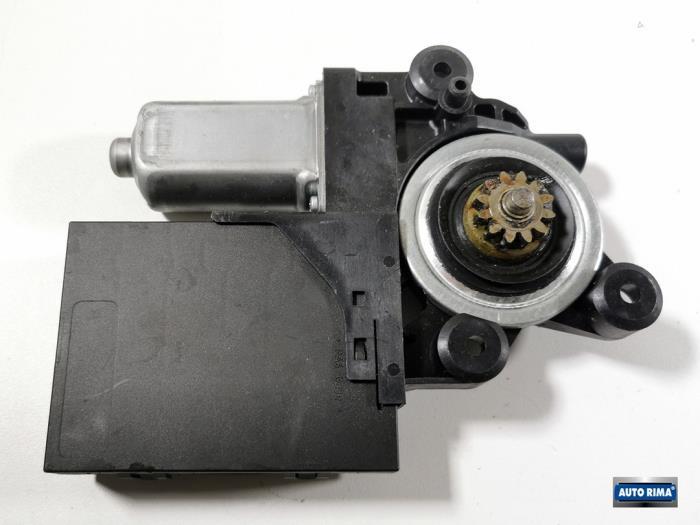 Raammotor Portier van een Volvo C30, Gebruikt, -, -, Ophalen of Verzenden