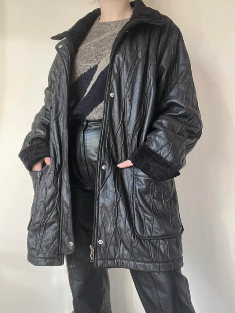 Zwarte fake fur/leather jas, XL. Unisex Coogi-style boho, Verzenden, Zwart, Maat 46/48 (XL) of groter, Vintage
