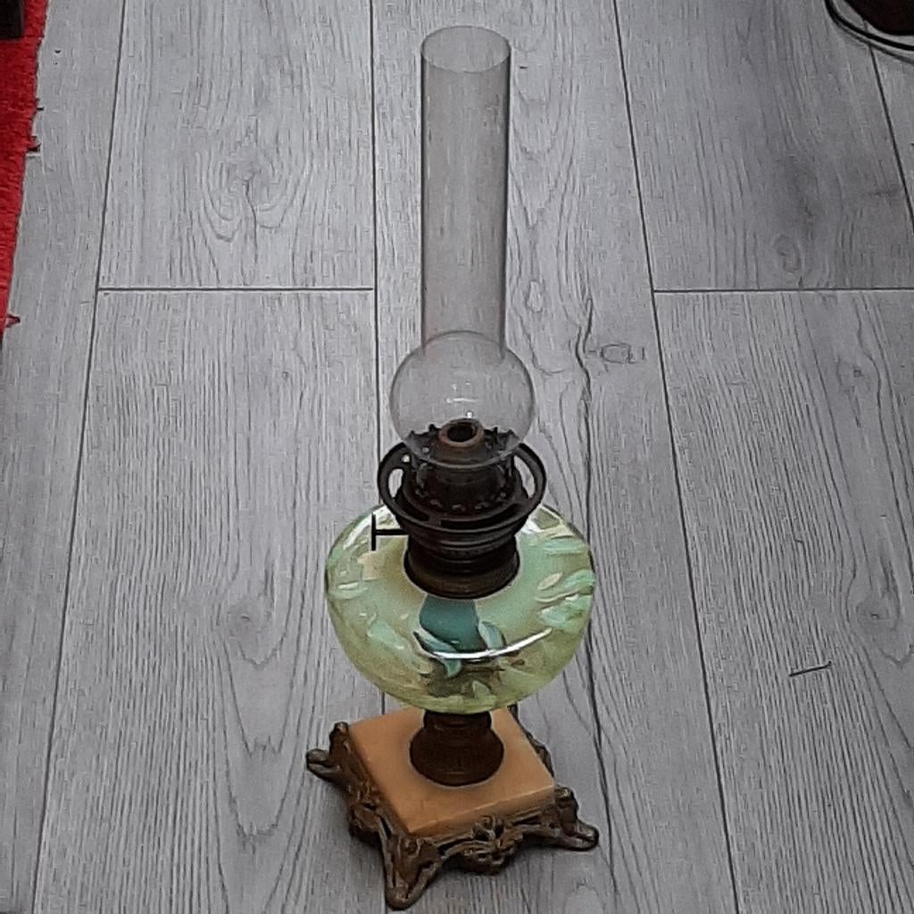 antieke, staande olielamp / tafellamp uraniumglas, Antiek en Kunst, Antiek | Lampen, Ophalen