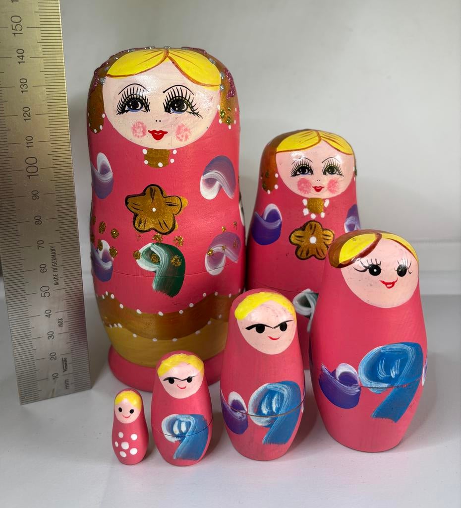 Matroesjka 6-delige roze set, Verzamelen, Poppetjes en Figuurtjes, Ophalen of Verzenden, Gebruikt