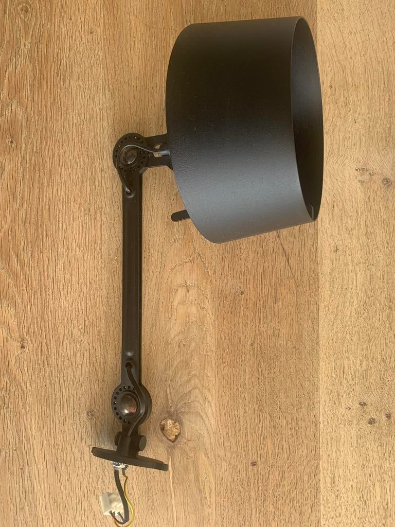 Tonone Bolt Wandlamp Under Fit, Ophalen, Zo goed als nieuw, Metaal, Modern