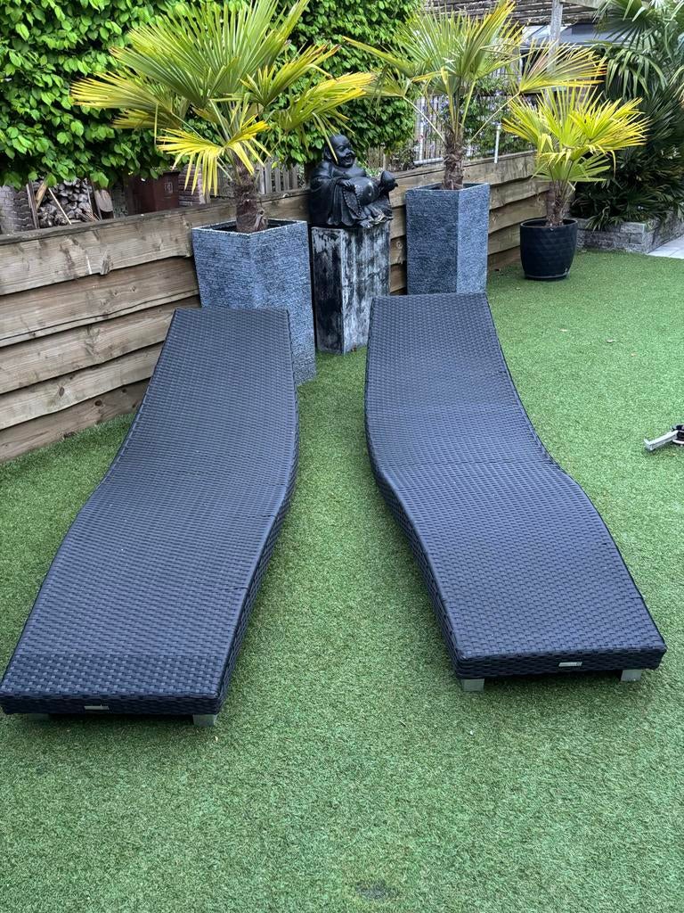 Wicker ligbedden - 2 stuks, Ophalen, Gebruikt, Wicker