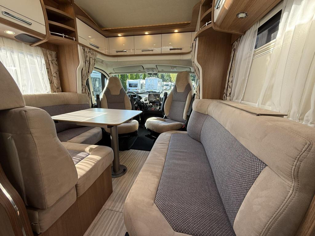 Carthago C-tourer T 148 LE H - 2018 - luxe camper lengtebed, Standaard zit, Ringverwarming, Fiat, Carthago
