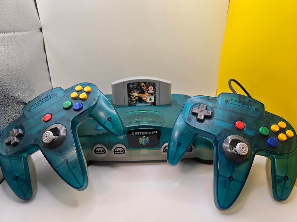 Nintendo N64 Clear Blue Console met 2 controllers en game, Ophalen of Verzenden, Gebruikt, Met 2 controllers, Met games