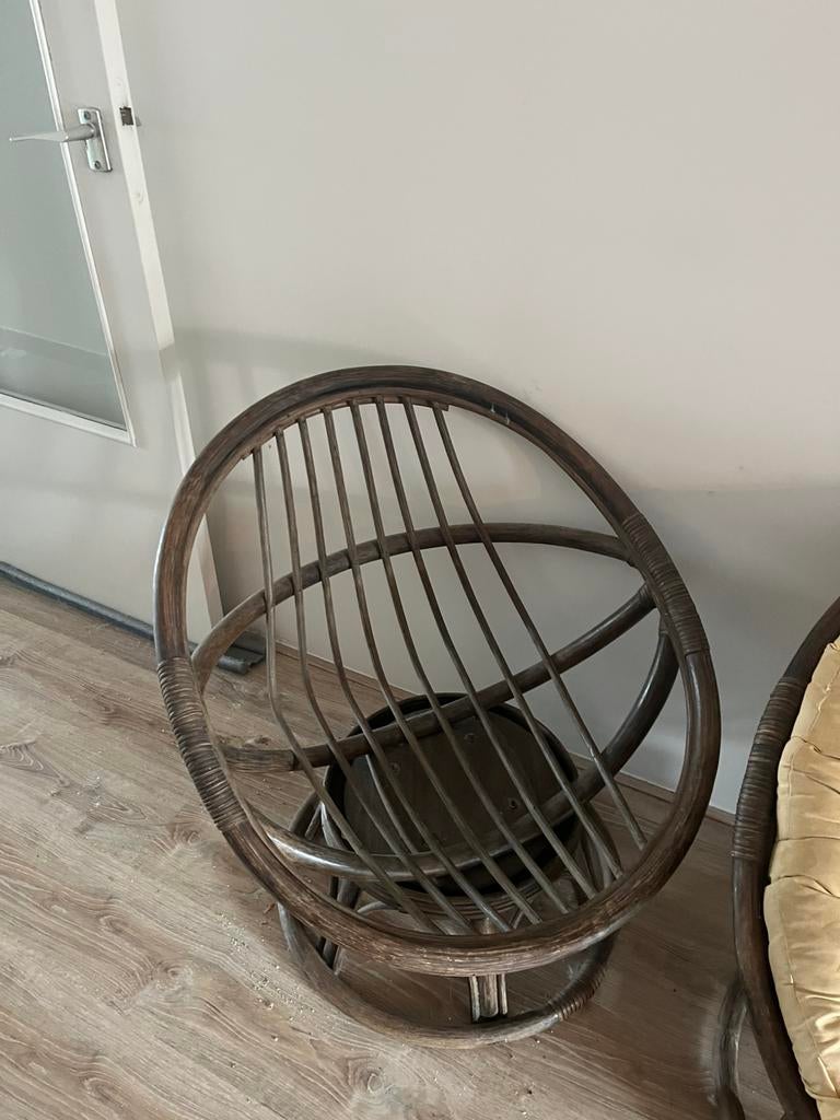 2 rotan stoelen gratis, Ophalen, Zo goed als nieuw, Rotan