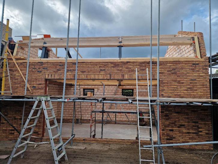 Steiger in de AANBIEDING, Doe-het-zelf en Verbouw, Steigers, Gebruikt, Gevelsteiger, 5 meter of hoger, Ophalen