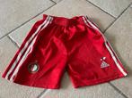 Feyenoord korte broek rood maat 140. Klein vlekje achterkant, Ophalen of Verzenden, Gebruikt, Jongen of Meisje, Broek