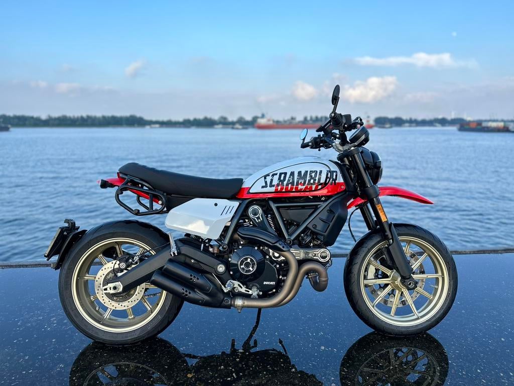 Ducati Scrambler Urban Motard 800cc, 2 cilinders, Occasion, Particulier, Meer dan 35 kW
