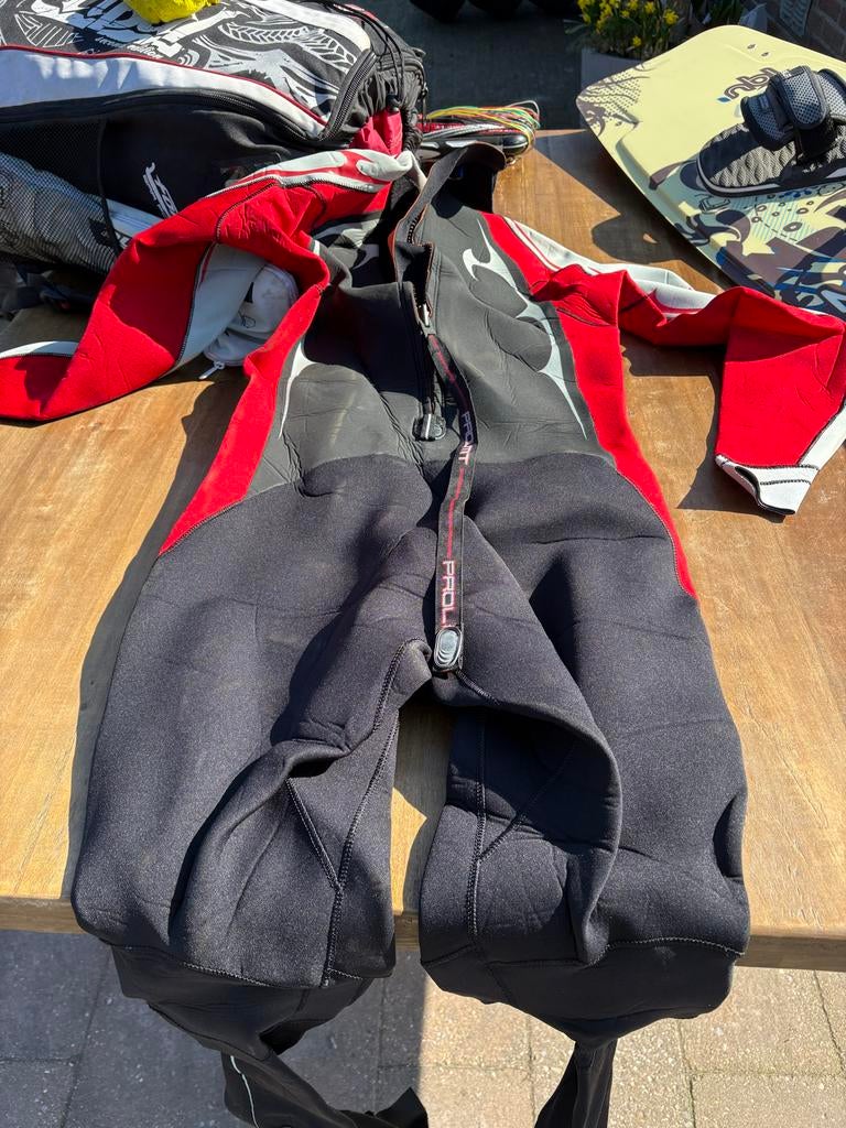 Surfpak 56/XXL MEN, Watersport en Boten, Ophalen of Verzenden, Zo goed als nieuw, Heer, Wetsuit