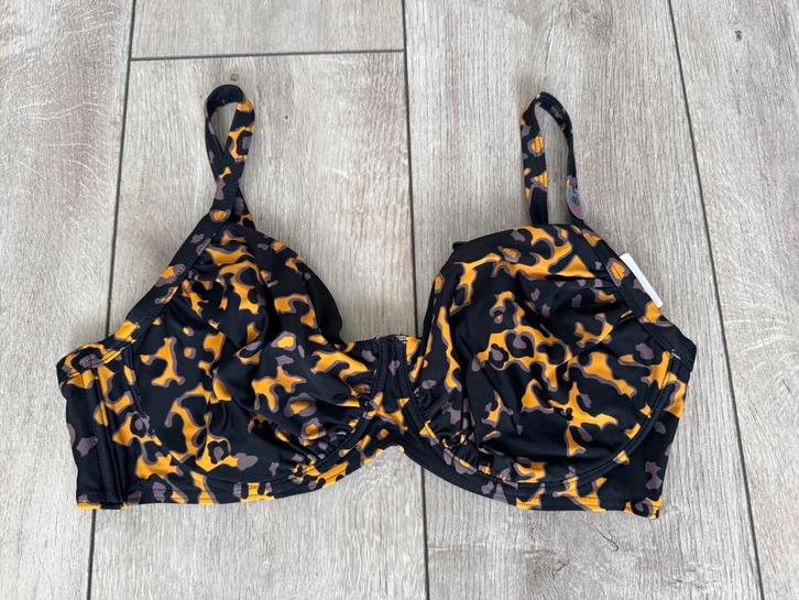 Livera nieuw bikinitopje met beugel (Maat 40 D/E), Kleding | Dames, Badmode en Zwemkleding, Nieuw, Bikini, Overige kleuren, Verzenden