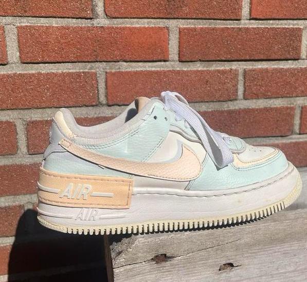 Nike Air Force 1 Shadow - Pastel tinten - Maat 38,5, Kleding | Dames, Schoenen, Overige kleuren, Ophalen of Verzenden, Sneakers of Gympen