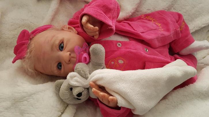 Reborn Allison, Verzamelen, Poppen, Zo goed als nieuw, Pop, Levensecht of Reborn, Ophalen of Verzenden