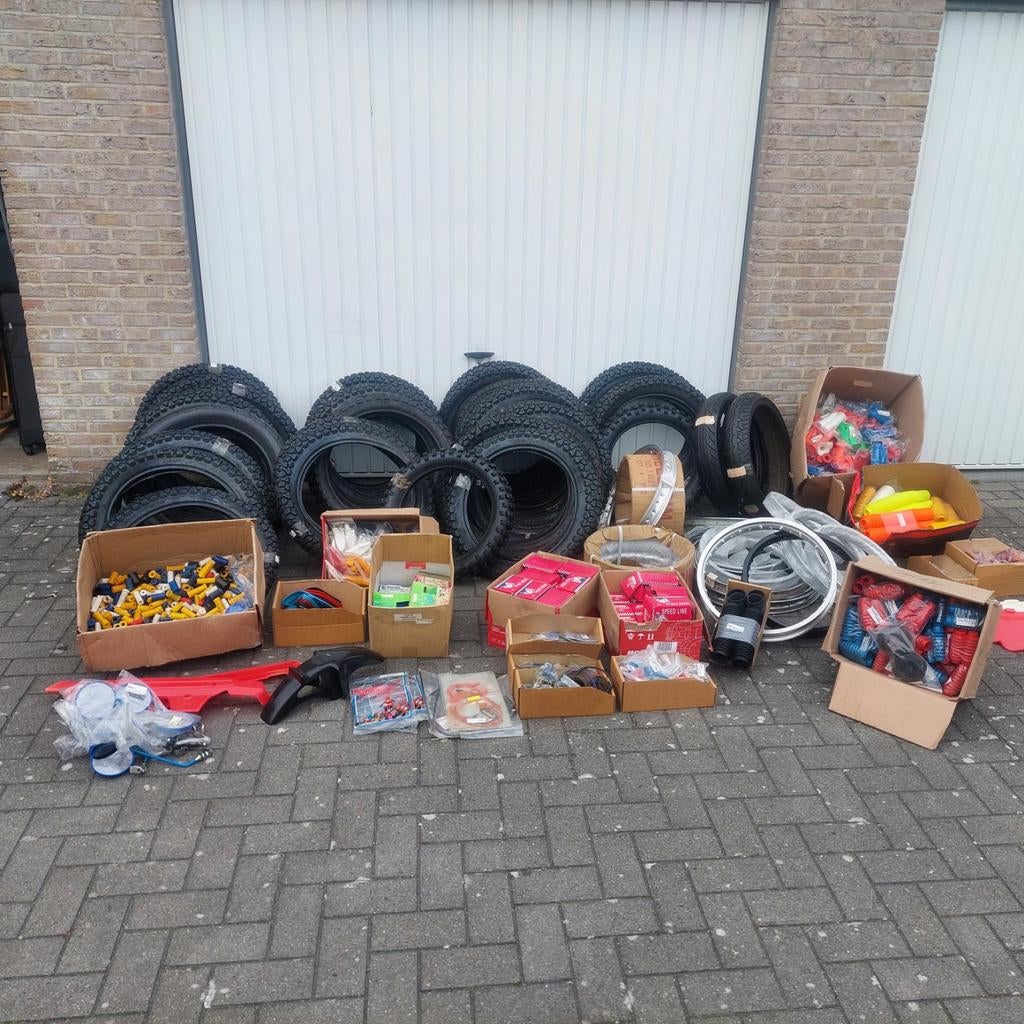 Honda,puch,,,nieuwe banden tot handvaten, Ophalen of Verzenden, Nieuw, Overige typen