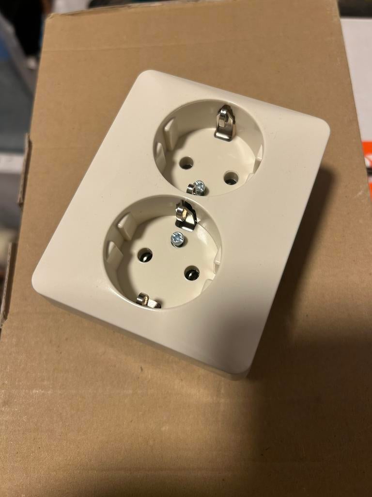 Peha stopcontacten, Ophalen of Verzenden, Zo goed als nieuw, Stopcontact