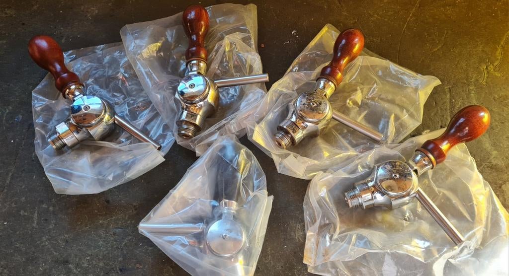 Biertappen 5 stuks, Ophalen of Verzenden