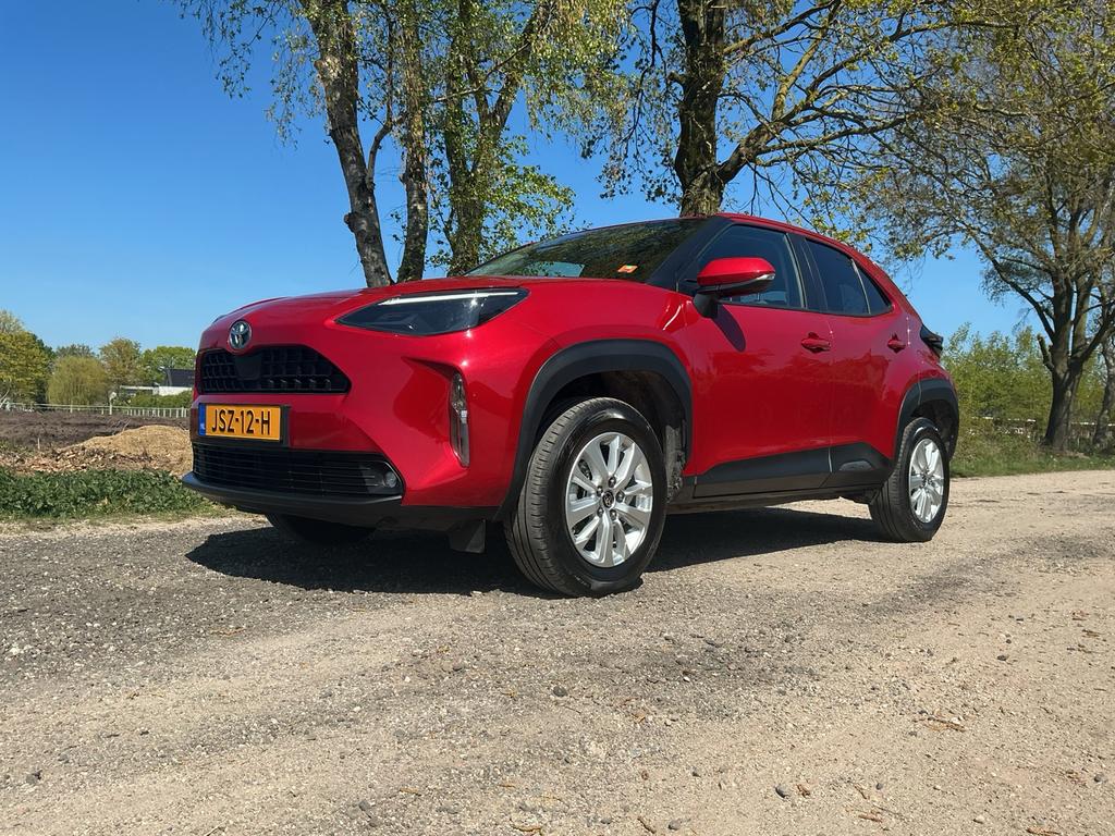 Toyota yaris cross 1.5 hybrid 2023 navigatie camera carplay, Stof, Euro 6, 1490 cc, Grijs