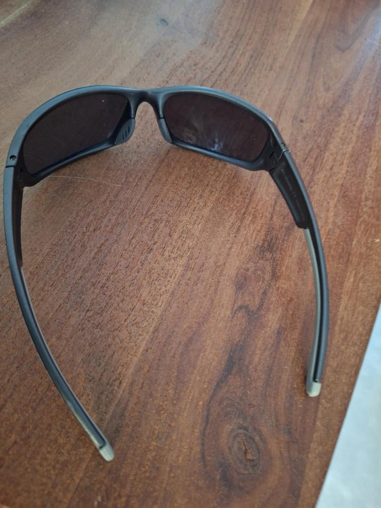 Columbia zonnebril met Marc Jacobs hoesje, Overige merken, Zonnebril, Zwart, Ophalen of Verzenden