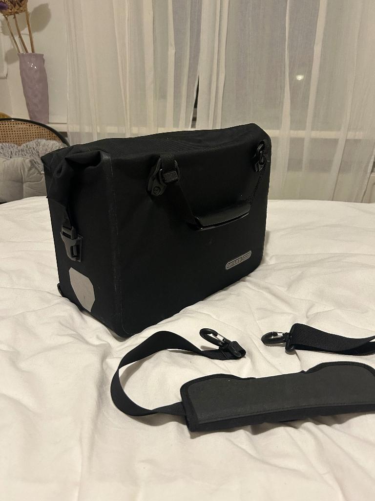 ortlieb Office-Bag 21 liter zwart, Fietsen en Brommers, Fietsaccessoires | Fietstassen, Ophalen of Verzenden, Zo goed als nieuw