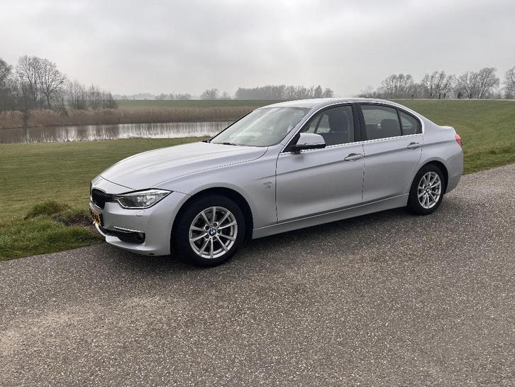 BMW 3-Serie 320I EfficientDynamics Edition, Carplay - Camera, Auto's, BMW, Particulier, 3-Serie, ABS, Airconditioning, Alarm, Android Auto