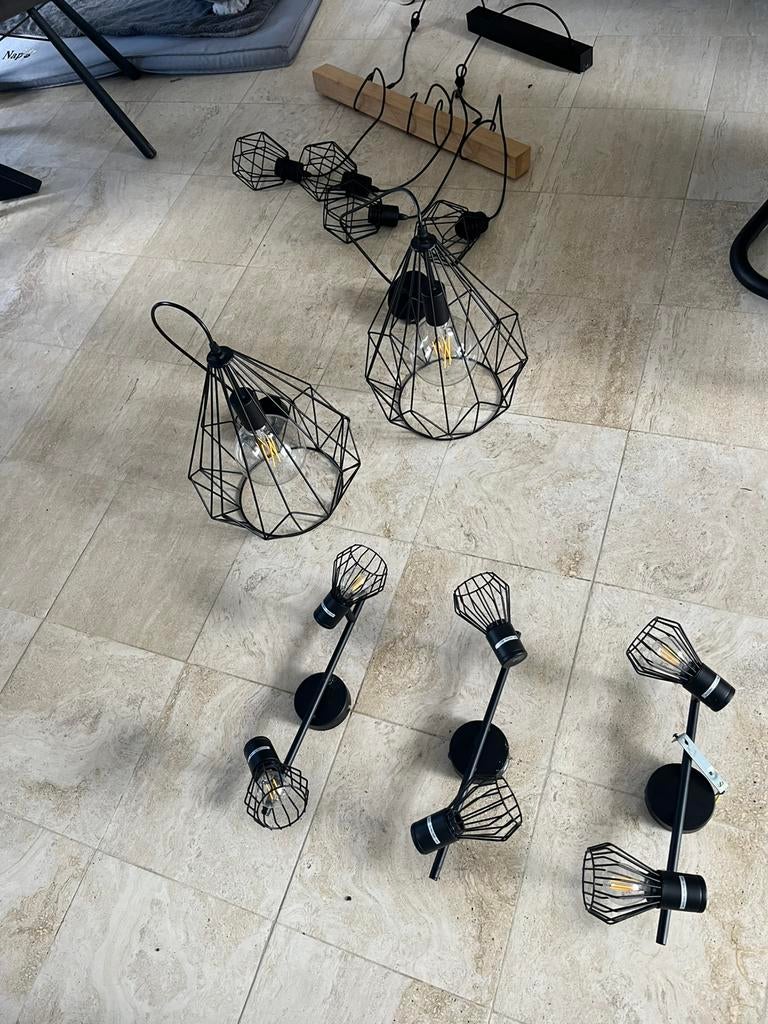 Zwarte hanglamp 3st plafonniere 3st industrial look, Huis en Inrichting, Ophalen, Zo goed als nieuw