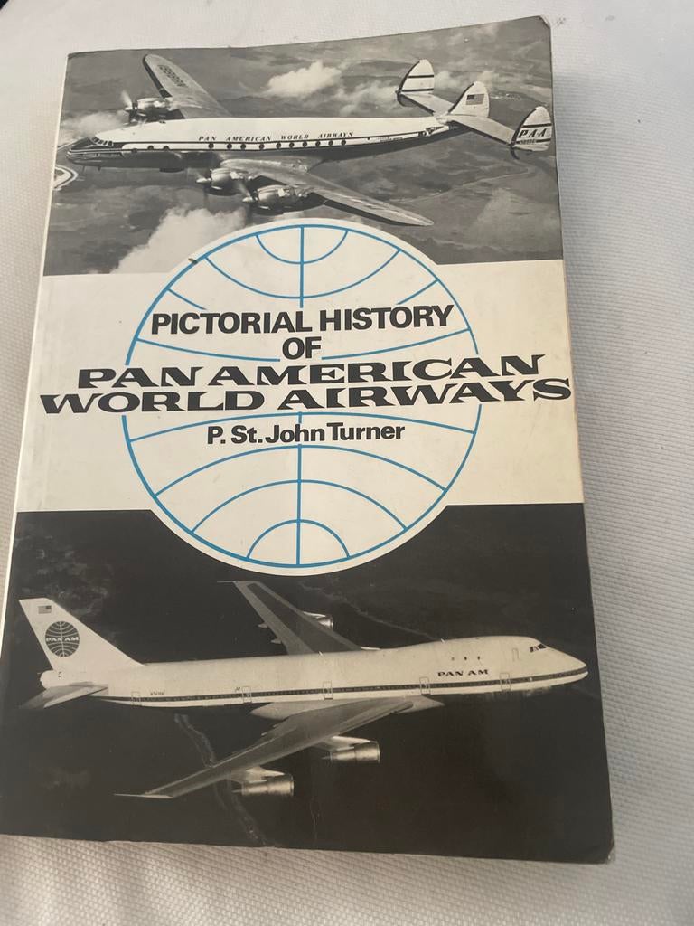 Pictorial History of Pan American World Airways, Ophalen of Verzenden, Gelezen, Vliegtuig