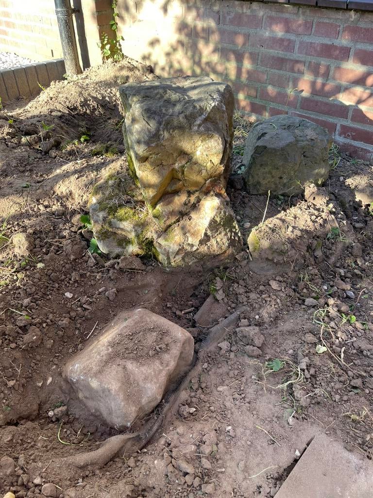 Keien paar hele grote en een heleboel handzame, Ophalen