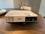 Epson EB-2250U beamer in zeer goede staat, Audio, Tv en Foto, Beamers, Ophalen, Zo goed als nieuw, Epson