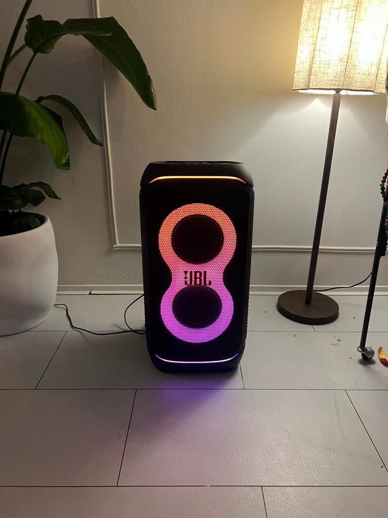 JBL PartyBox 320 – Amper gebruikt (incl. aankoopbon), JBL, Overige typen, Ophalen of Verzenden, Zo goed als nieuw