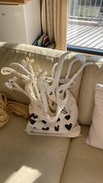 Gratis tasje met kledinghangers, Kleding | Dames, Kledinghangers, Ophalen, Gebruikt, Kunststof