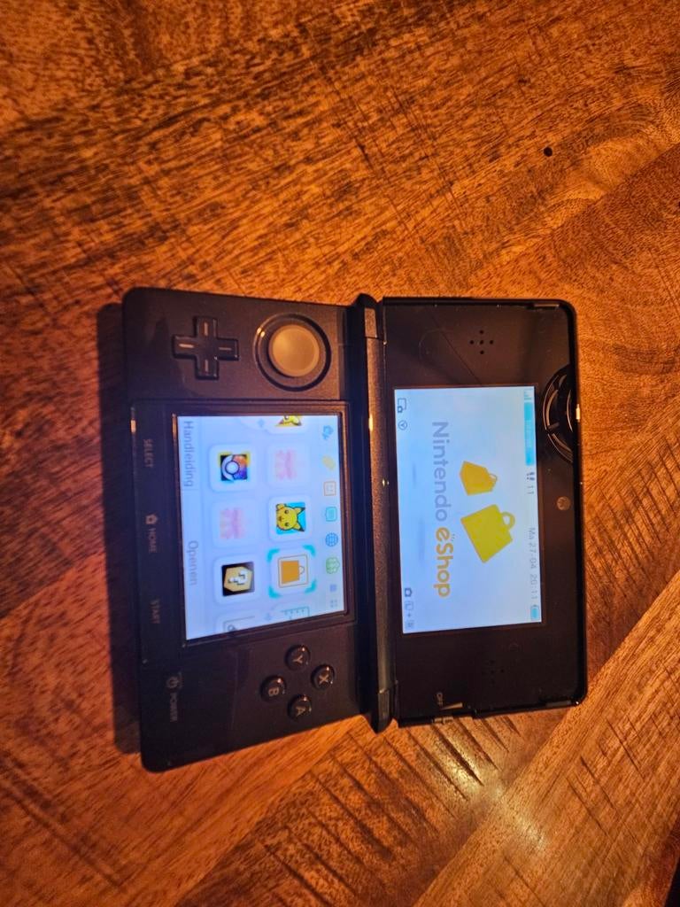 Modded Nintendo 3DS, Spelcomputers en Games, Spelcomputers | Nintendo 2DS en 3DS, Gebruikt, Zwart, Ophalen of Verzenden, 3DS