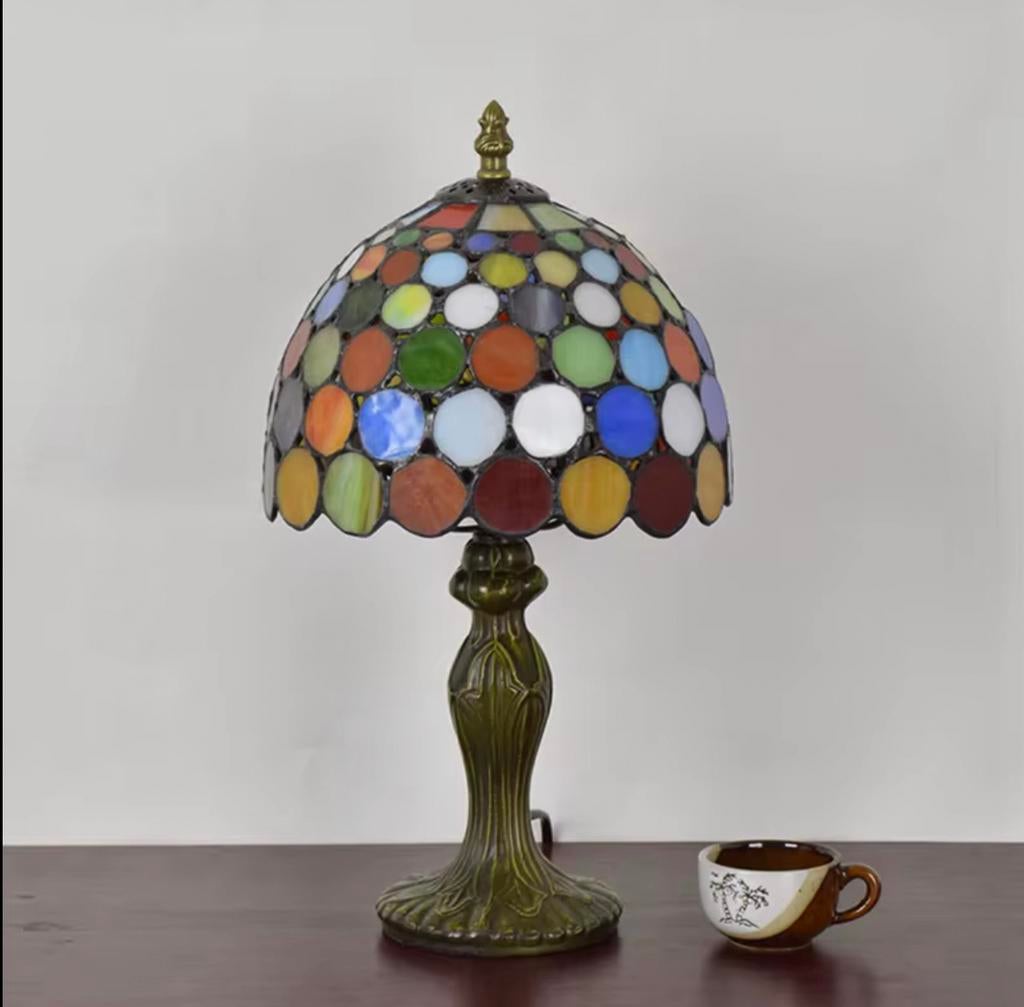 Tiffany lamp met gekleurde glazen kap, Verzenden