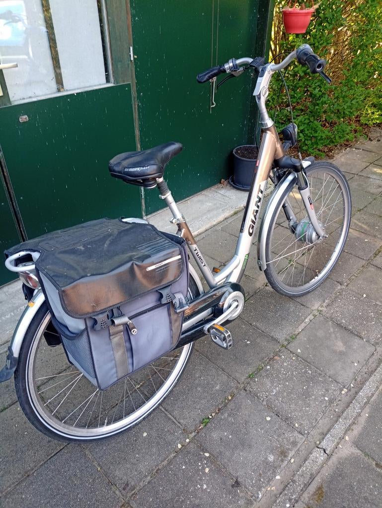 Mooie Giant twist double met 3 accu's en oplader, Fietsen en Brommers, Elektrische fietsen, Ophalen, Gebruikt, Giant