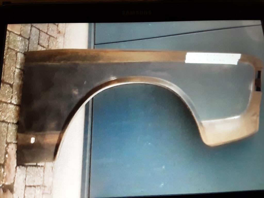 Nieuw Origineel Ford Taunus P7B Spatbord meer Ford Onderdele, Auto-onderdelen, Nieuw, Spatbord, Ford, Verzenden