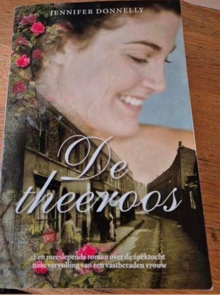 De theeroos Jennifer Connelly, Ophalen of Verzenden, Gelezen