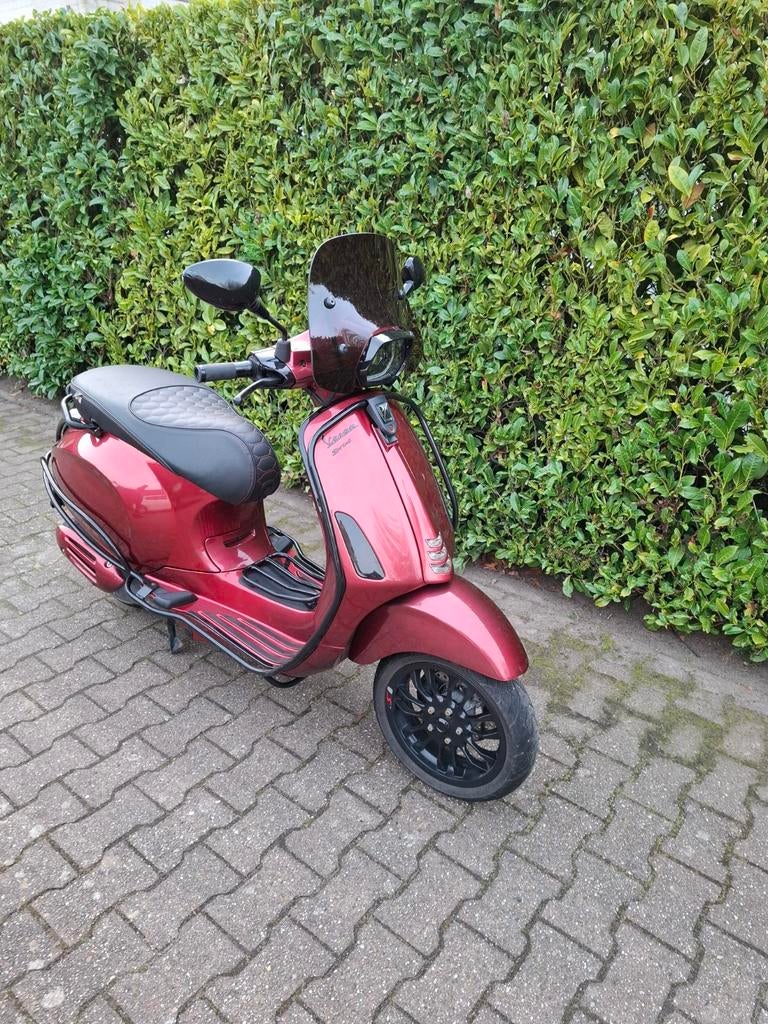 Vespa Sprint bouwjaar 2021 - Nette staat, zadel beschadigd, Ophalen, Vespa S, Benzine