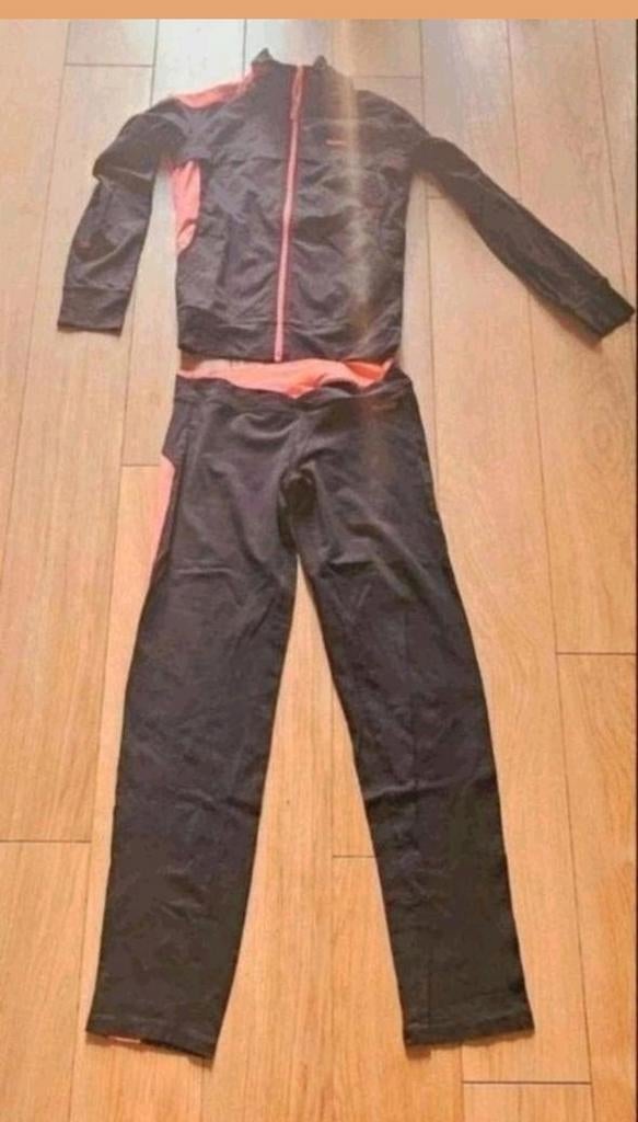 Reebok trainingspak maat 170-176, Jongen of Meisje, Reebok, Sport- of Zwemkleding, Ophalen of Verzenden