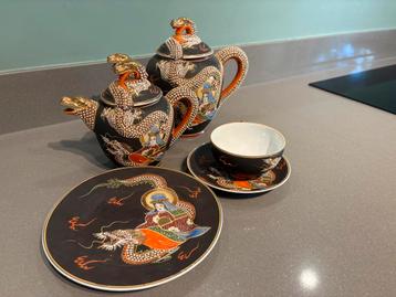 Handgemaakt Japanse theeset beschikbaar voor biedingen
