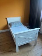 Prachtig peuterbedje Kidsmill Savigno met kruis, Ophalen, 70 tot 85 cm, 140 tot 160 cm, Zo goed als nieuw