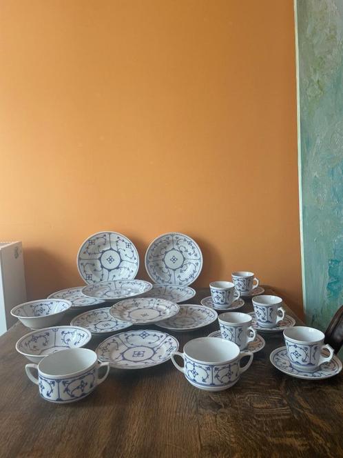 22 st servies original Blauw Saks Jager Eiserberg kahla, Huis en Inrichting, Keuken | Servies, Gebruikt, Compleet servies, Overige stijlen