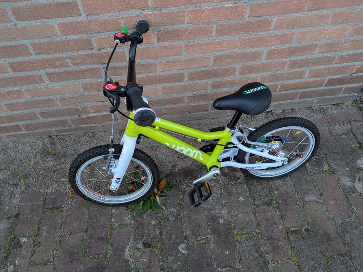 Woom 2 fietsje, Fietsen en Brommers, Fietsen | Crossfietsen en BMX, Zo goed als nieuw, Minder dan 16 inch, Staal, Ophalen