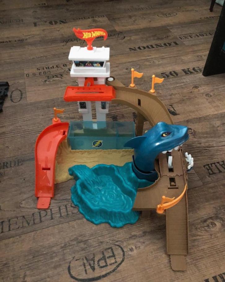 5 Hot Wheels sets ineens !!, Kinderen en Baby's, Speelgoed | Racebanen, Zo goed als nieuw, Onderdelen, Handmatig, Hot Wheels, Met looping