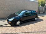 Ford Focus 1.4 I 3D 2001 met trekhaak, Auto's, Ford, 1025 kg, 74 pk, 4 cilinders, Zwart