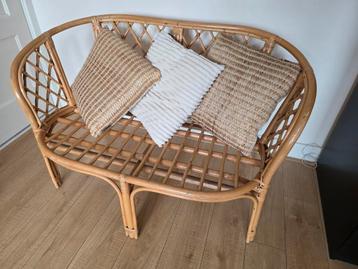 Hexagon backdrop, trouwbankje, loper en nog veel meer!  beschikbaar voor biedingen